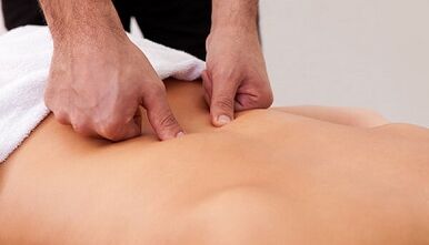 Masaj pentru durere în partea inferioară a spatelui